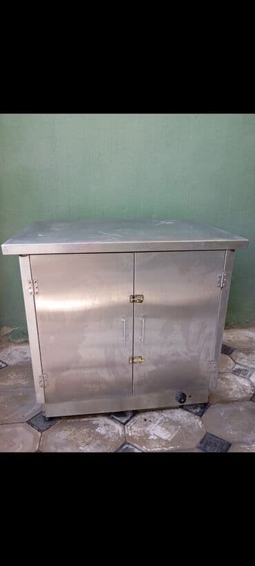 corek peci: Konfet vitrini Mayalanma aparatı. 220 ile işləyir. Şekilde göründüyü — 1