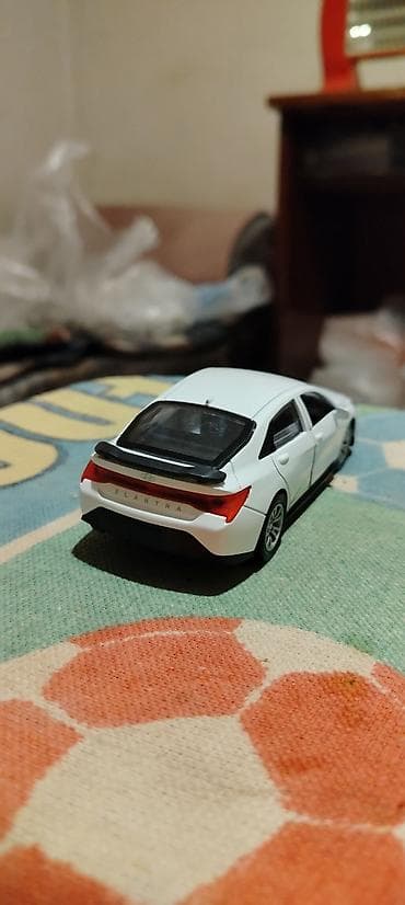 Личные вещи: Wekilde Gorduyunuz Ağ Elantra 2021-dan 2024 kimi Olan Modelidi Satiram — 8