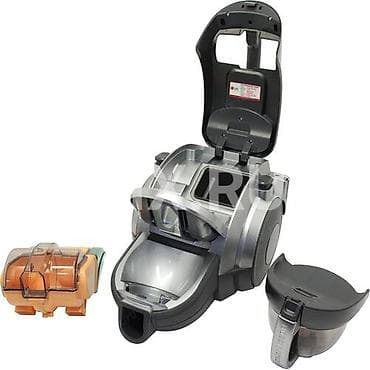 Пылесос LG,как новый мало использовался. Супер мощный мотор. 3 Щетки — 4