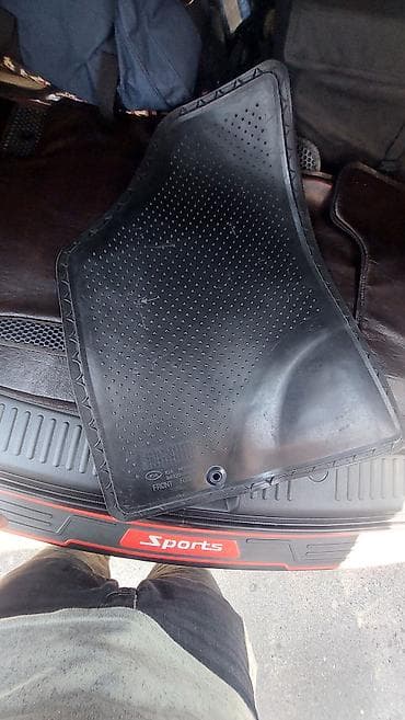 kia diffuser: Kia sorento 2010 usden cixma eyaqaltı.Surucu teref evadi sag terefnen — 2