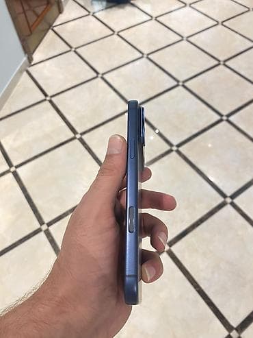 iphona 6 plus: IPhone 17 Pro Max, Mavi, Face ID — 2