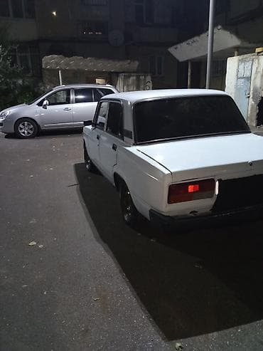 2107 tekeri: VAZ (LADA) 2107: 1.7 l | 2000 il 180000 km Sedan — 3