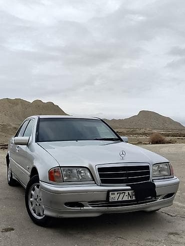 kia ceed 2010: Salam Masin ev is surulur Mator karopqa Saat Kimi yaq Azaltma yoxdu — 3