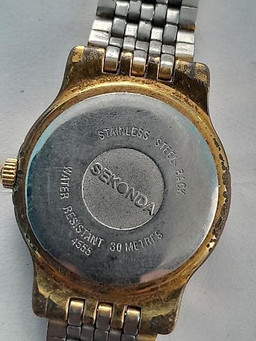 Aksesuarlar: Saatlar bəziləri işləmir.Ehtiyat hissə kimi satılır. Qiymətlər — 7