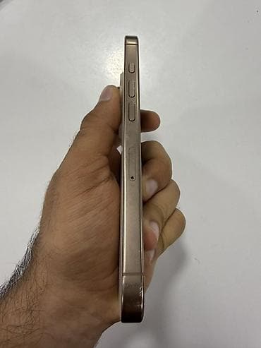 iphone iclod: IPhone 16 Pro, 256 GB, Qızılı, Face ID — 4
