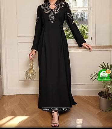 Qara rəngdə zərli detallı uzun don - Rəng: Siyah (qara) 2xl 44 razmer
