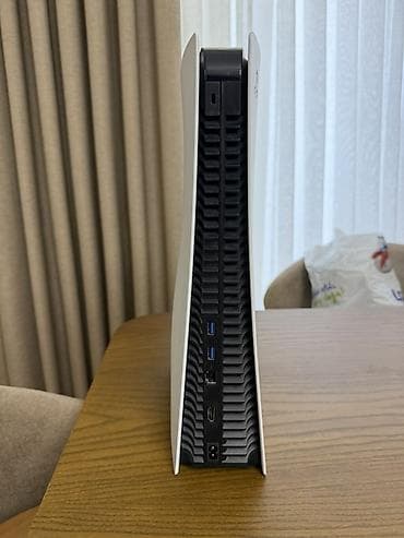 sony notebook: PlayStation 5 (Disk versiyası) komplekti Daxildir: - PS5 konsol (disk — 4