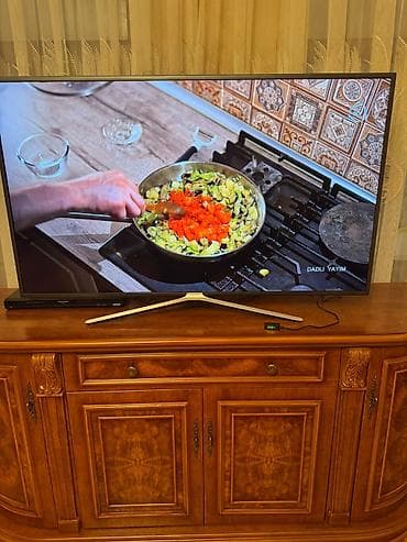 Televizorlar: İşlənmiş Televizor Samsung UHD (3840x2160), Ünvandan götürmə — 1