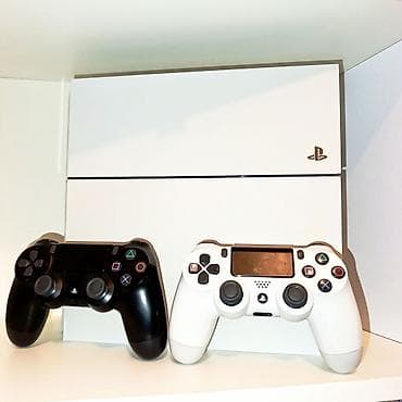 playstation 4 nece manatdir: Şəkildəki PS4 500gb plombu üzərində, ideal vəziyətdə 2 pult +türk — 2