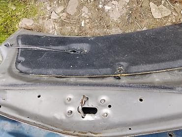 w202 kapotu: Toyota ön kapotu - Marka: Toyota (orijinal emblemli) - Rəng: gümüşü - — 2
