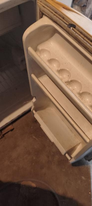 2 el xaladenik: Soyuducu tam işlək vəziyyətdədiristifadə olunmadığı üçün satılır — 2