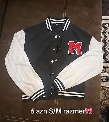 Kollec üslublu bomber jaket - Rəng: qara gövdə, ağ qol, qara-ağ