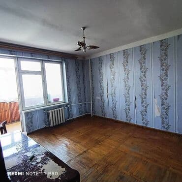 9 ci mikrorayon satilan evler: Bakı, 3 otaqlı, Köhnə tikili, m. Əhmədli, 95 kv. m — 2