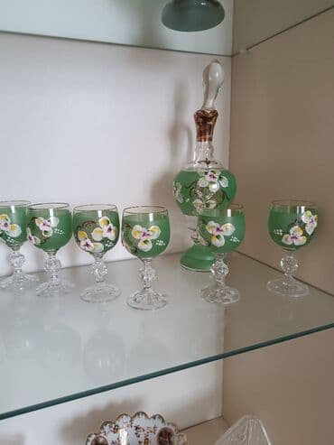 it sekli: Qablar yenidir, hec islenmeyib. Novbeti sekillerde basqa novlerde var — 1