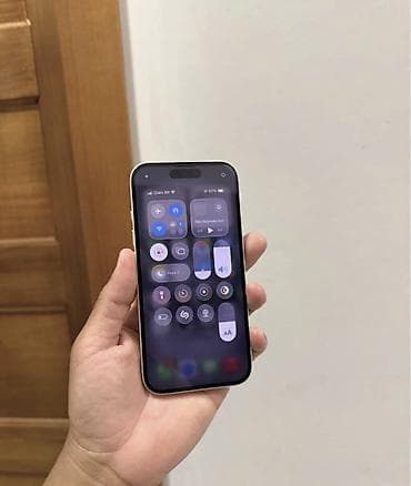iphone 11 ağ: IPhone 16, 256 GB, Ağ, Hissə-hissə ödəniş — 5