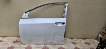 вешалка в прихожую с зеркалом: Правая передняя, Toyota Corolla, 2015 г. — 3