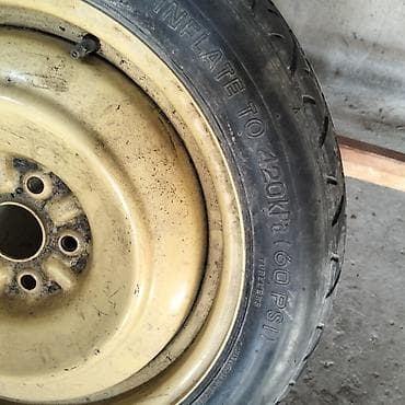 raf masin: Tək ehtiyat (doughnut) avtomobil təkəri və disk - Marka: Toyo — 2
