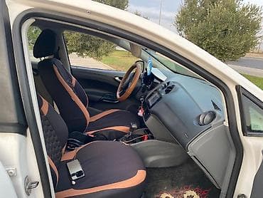 Nəqliyyat: Seat Ibiza: 1.6 l | 2011 il 254000 km Hetçbek — 6