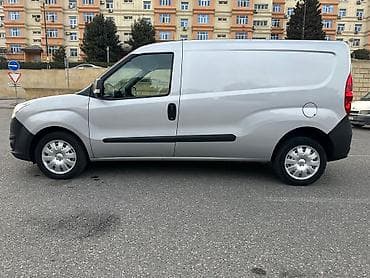 ford transit 5 1: Opel Combo: 1.3 l | 2015 il 176000 km Van body type — 2