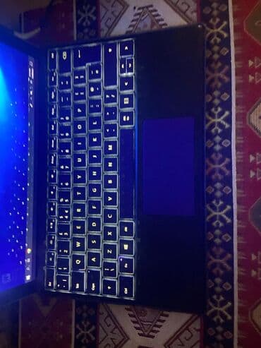 Qaşıqlar: Microsoft Surface Pro 4 Guclu notbukdur Parametrler sekilde gorunur — 1