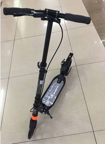 Şəhər üçün kompakt skuter - Yığcam, yüngül konstruksiya: qatlanma