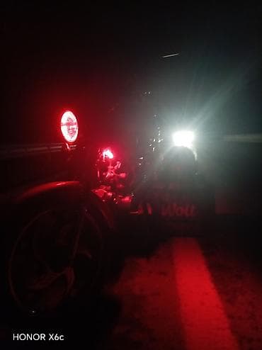 nova moto: Moped/Motorsiklet – qırmızı rəngdə, şəhər içi və gündəlik istifadə — 3