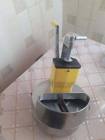 nar şiresi çeken: Tərəvəz doğrayıcı işlək vəziyyətdədir təzə kimidi istifadə olunmayıb — 1