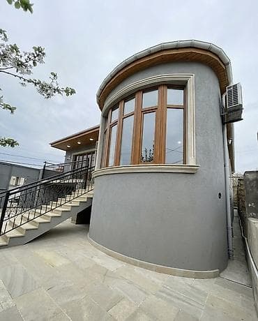 ilkin ödenişsiz evler: 4 otaqlı, 130 kv. m, Yeni təmirli — 2