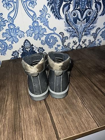 stringer alt geyimi: Uşaq üçün ortopedik sandal razmer 22 80manata alınıb 2,3defe geyinib — 4