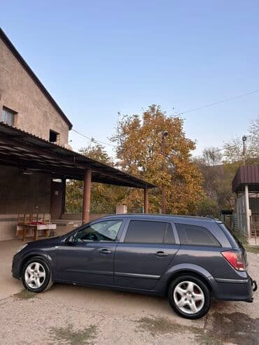 qadınlar ucun maşınlar: Opel Astra: 1.3 l | 2007 il 385700 km Universal — 3