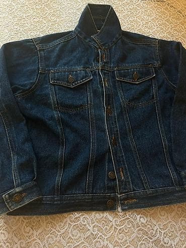 Klassik tünd-mavi cins gödəkçə - Material: 100% denim (cins), sıx