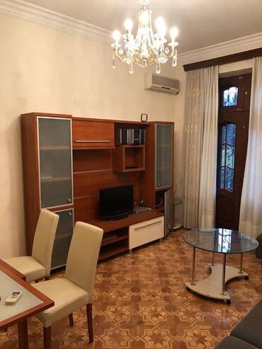 sizin menzil mtk: Bakı, 3 otaqlı, Köhnə tikili, m. Elmlər Akademiyası, 110 kv. m — 1