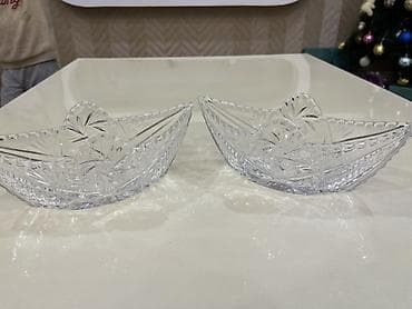 şuşə butulka: Şəffaf kəsmə naxışlı şüşədən 2 ədəd meyvə/şirniyyat qabı dəsti. - — 1