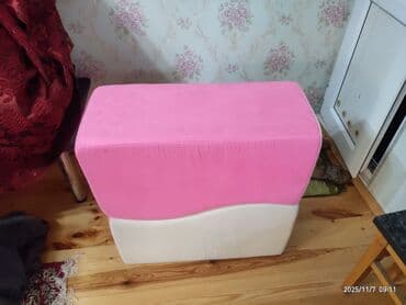 Masalar və oturacaqlar: Pufik oturacaq, Parça, rəng - Çəhrayı — 1