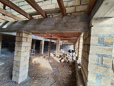 gence bağ evleri: Şəki şəhərində çay qırağında həyət evi satılır! Ev 5 otaqdan ibarətdir — 9