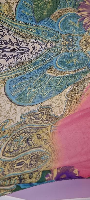 gelin gulleri: Rəngarəng naxışlı şərf/şal - Material: yüngül, axıcı, incə parça — 3