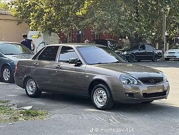 byd maşın qiyməti: Avtomobil: Sedanın kompakt sinfi Rəng: Tünd boz/bronza (metalik) — 4