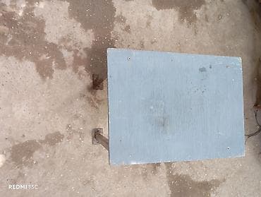 2 el masa ayağı: Metal konstruksiyalı kiçik stul 35*48,5*46 28*49,5*48 - Üst hissə — 4