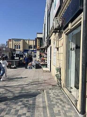 azadliqda kiraye: Arendaya verilir – mərkəzi piyada küçəsində yerləşən vitrinli ticarət — 1