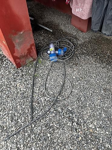 balta: Sənaye tipli hava kompressoru və əlavə avadanlıqlar Məhsul təsviri: - — 2