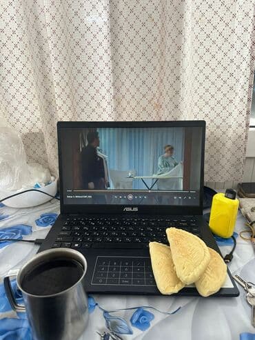 Masaüstü kompüterlər və iş stansiyaları: Riyal alıcı yazsin — 2