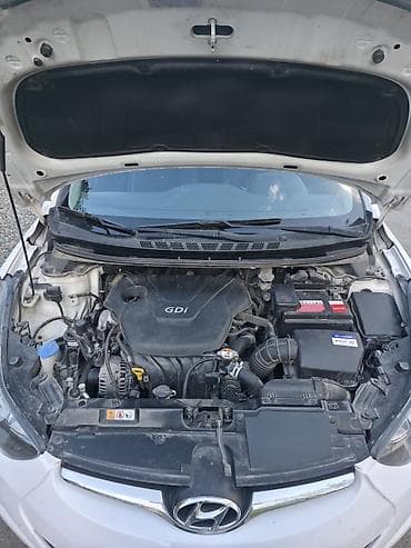 bmw x3 xdrive30i at: Hyundai Avante: 1.6 l | 2015 il Sedan — 7