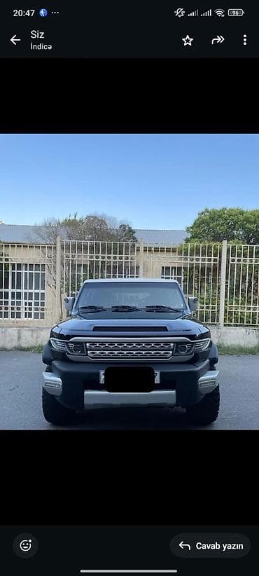 cruze qapi: Toyota FJ Cruiser: 4 l | 2013 il Ofrouder/SUV — 1