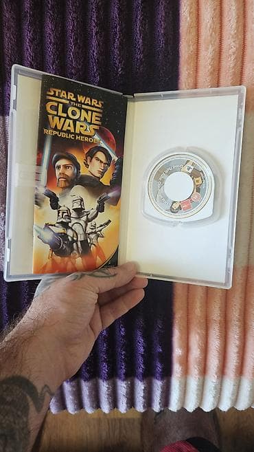 psp 2000: PSP üçün oyun discləri( birlikdə və ayrı ayrı satılır) 7 ədəd umd disc — 5