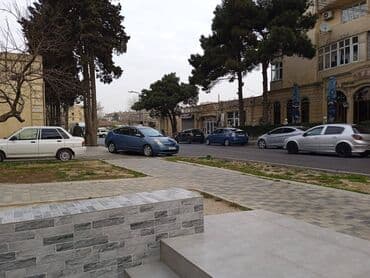 ist petrol tbilisi prospekti: Bakıxanov qəsəbəsidə,Sülh küçəsində,əsas yolun kənarında,sahəsi 85kv — 8