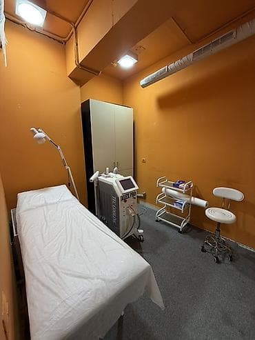 kiraye zabrat: Hazir Gözəllik Salonu İcarəyı verilir 28 May metrosuna 4/5 deyge — 9