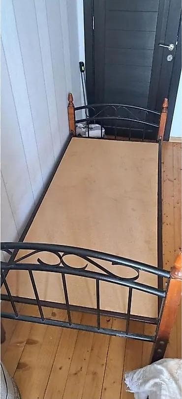 tek carpayı: Endirim edildi❗️Çox möhkəmdir. Metall çərçivəli tək nəfərlik çarpayı — 1