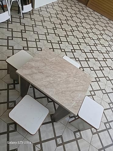 ev gulleri ve adlari: Mətbəx üçün, Yeni, Açılmayan, Dördbucaq masa, 4 stul — 2