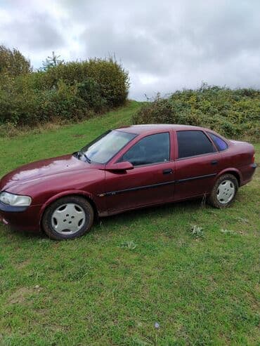 bmw disk type 0: Opel Vectra: 1.6 l | 1997 il Sedan — 5