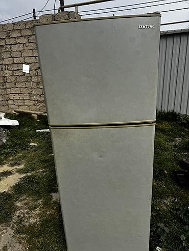 Mikserlər: 2 qapılı Samsung Soyuducu Satılır, rəng - Gümüşü — 3